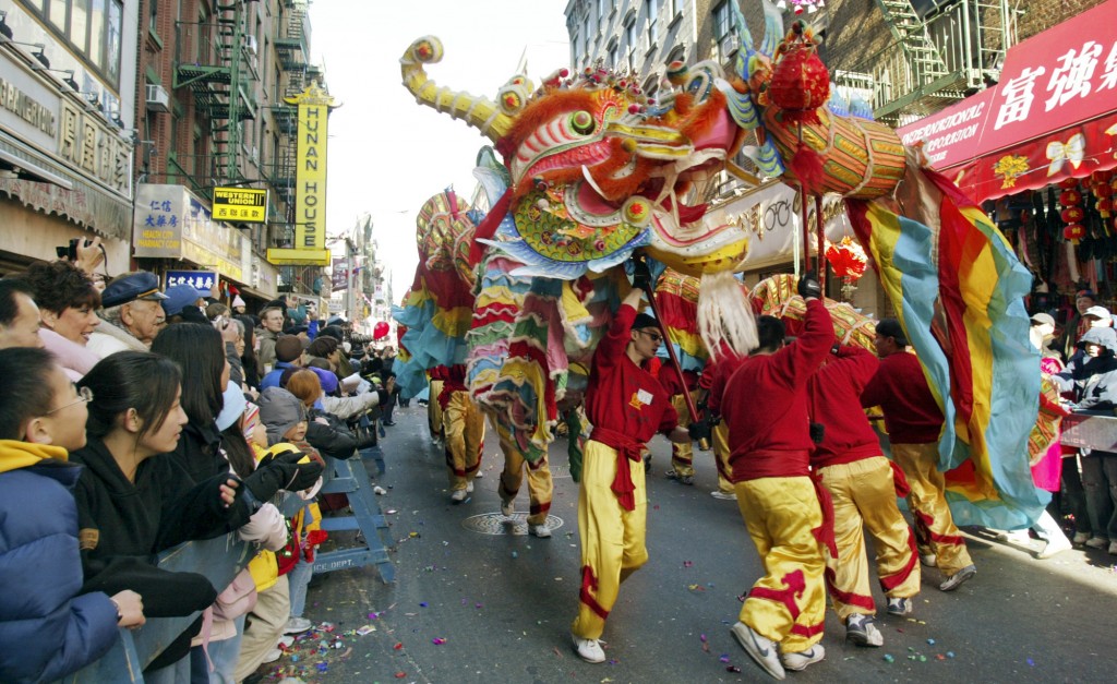 Dragon_in_Chinatown_NYC_Lunar_New_Year Miss Vacances