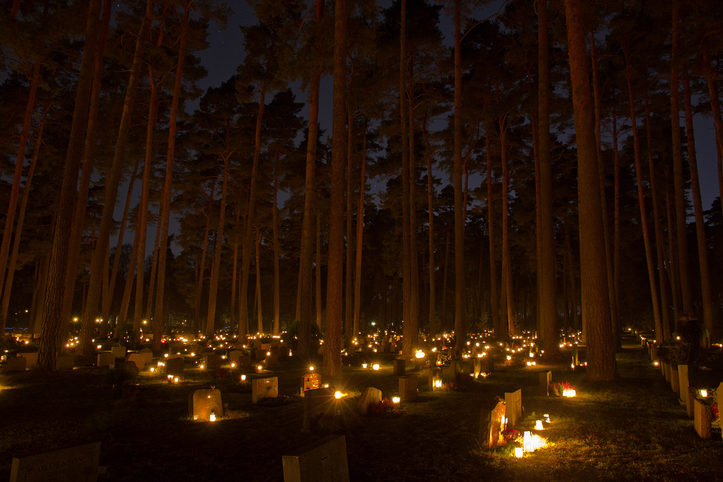 Skogskyrkogrden le cimetière de la foret à stockholm en suède