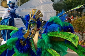 carnaval-de-nice-masques-costumes