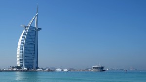 Burj-Al-Arab à gauche