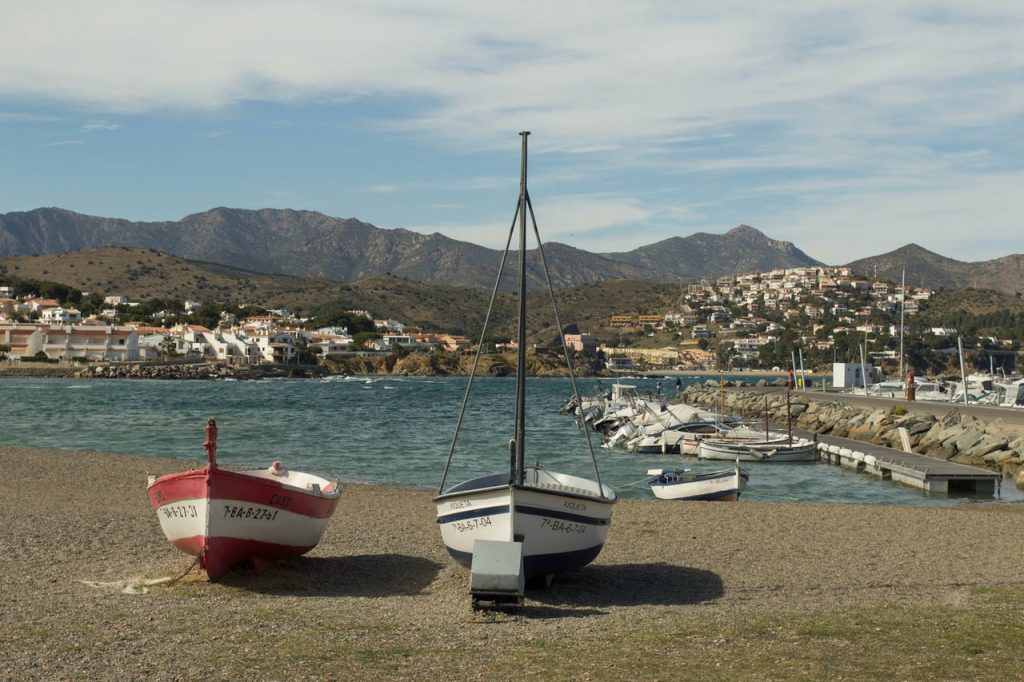 village-français-bord-de-mer